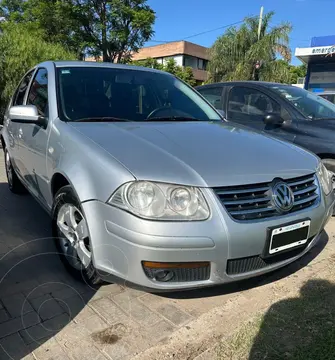 Volkswagen Bora 1.9 TDi Trendline usado (2010) color Gris Platinium precio u$s9.500