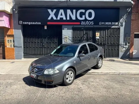 Volkswagen Bora 2.0 Trendline usado (2010) color Gris Oscuro precio $10.375.000