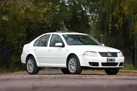Volkswagen Bora 1.8 T Highline Cuero usado (2011) color Blanco precio u$s16.000
