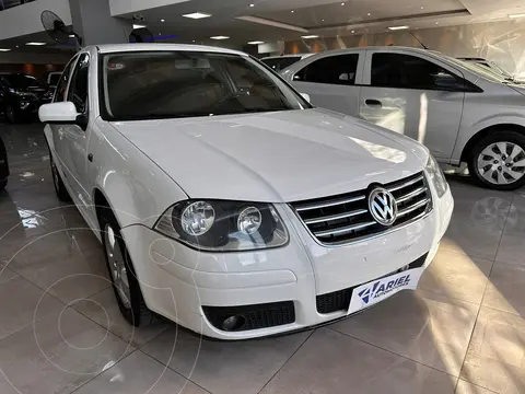 foto Volkswagen Bora 2.0 Trendline usado (2012) color Blanco precio $7.800.000
