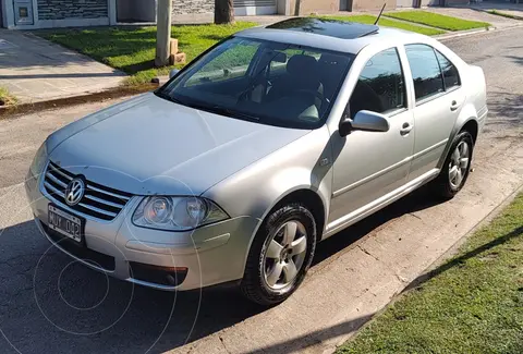 Volkswagen Bora 2.0 Trendline usado (2013) color Gris precio u$s7.000