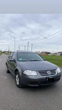 Volkswagen Bora 2.0 Trendline usado (2013) color Negro Profundo precio $14.500.000