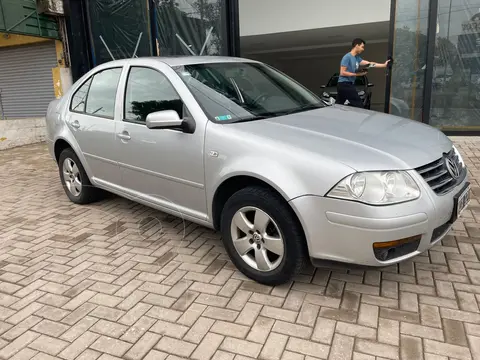 Volkswagen Bora 2.0 Trendline usado (2011) color Gris Platinium precio $1.212.121