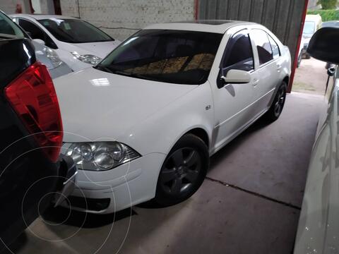 foto Volkswagen Bora BORA 2.0 MPI TRENDLINE L/07 usado (2010) color Blanco precio $1.500.000