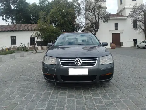 Volkswagen Bora  Trendline usado (2009) color Gris precio $5.000.000