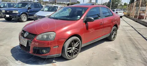 Volkswagen Bora Gls L4,20i,16v A 2 1 usado (2005) color Rojo precio u$s5.000