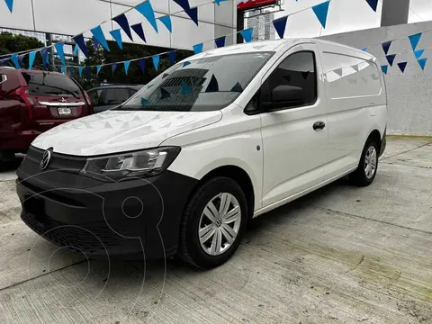 Volkswagen Caddy Cargo Van Maxi usado (2023) color Blanco financiado en mensualidades(enganche $96,580 mensualidades desde $9,530)