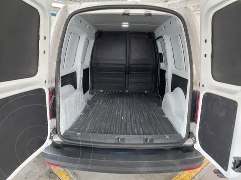 Volkswagen Caddy Maxi Cargo Van usado (2019) color Blanco financiado en mensualidades(enganche $77,800)