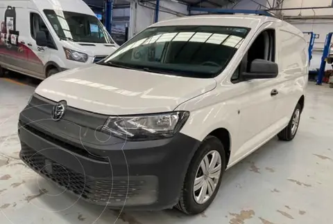 Volkswagen Caddy Maxi usado (2024) color Blanco Candy precio $398,000