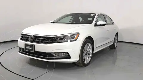 Volkswagen CC Edicion Especial usado (2017) color Blanco precio $357,999