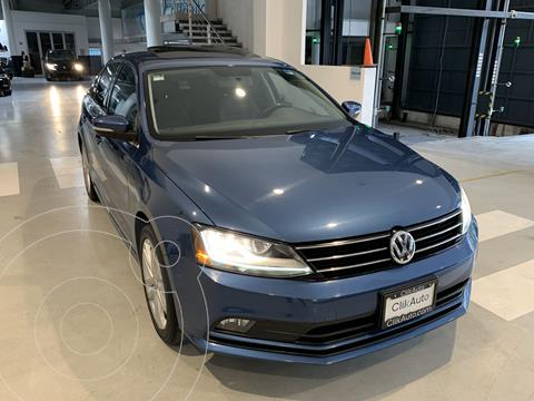foto Volkswagen Clásico Sport Tiptronic usado (2017) color Azul precio $300,000