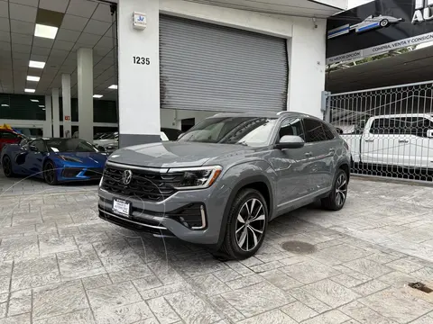 Volkswagen Cross Sport R-Line usado (2024) color Gris precio $1,027,000