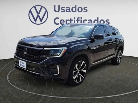 Volkswagen Cross Sport R-Line usado (2024) color Negro financiado en mensualidades(enganche $196,445 mensualidades desde $15,028)