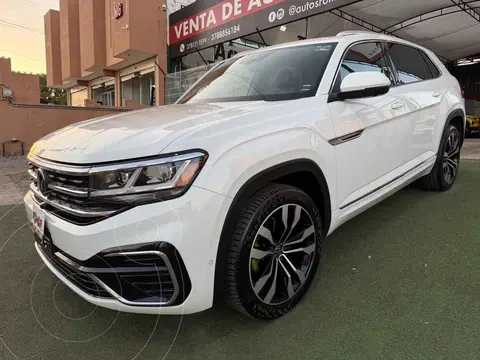Volkswagen Cross Sport R-Line usado (2023) color Blanco precio $749,999