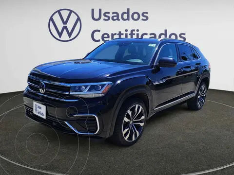 Volkswagen Cross Sport R-Line usado (2021) color Negro financiado en mensualidades(enganche $161,020 mensualidades desde $12,318)
