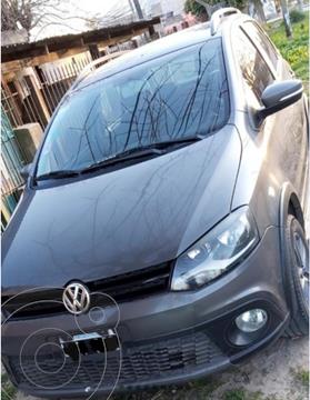 foto Volkswagen CrossFox Highline usado (2012) color Gris precio $900.000