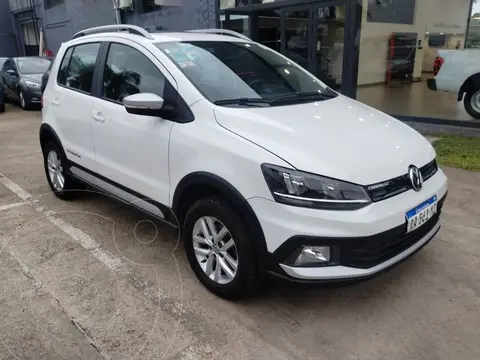 Volkswagen CrossFox Highline usado (2016) color Blanco Cristal precio $18.500.000