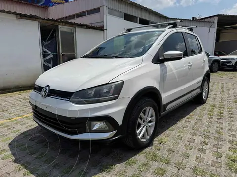 Volkswagen CrossFox 1.6L usado (2016) color Blanco precio $180,000