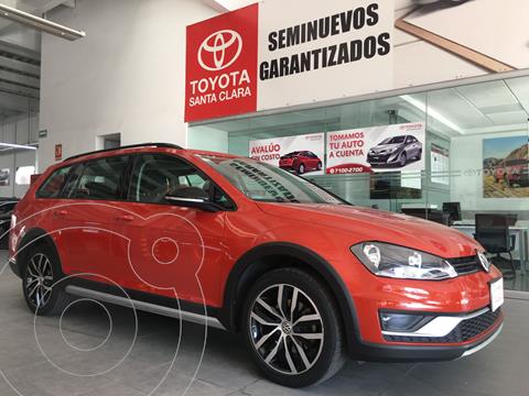 foto Volkswagen CrossGolf 1.4L usado (2017) color Naranja precio $265,000