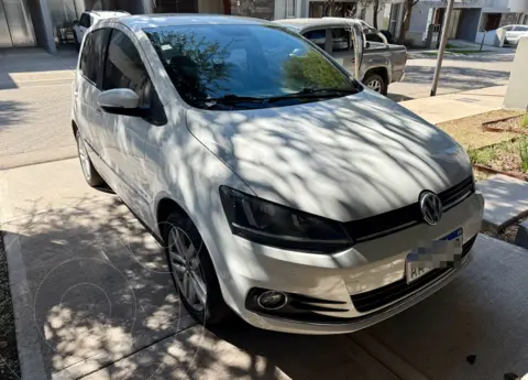 Volkswagen Fox 5P Highline usado (2016) color Blanco precio $15.500.000