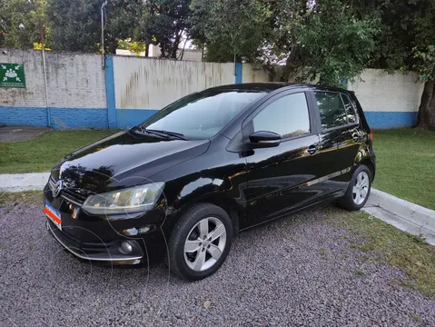 Volkswagen Fox 5P Trendline usado (2017) color Negro precio $16.000.000
