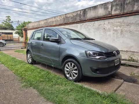 Volkswagen Fox 5P Comfortline usado (2012) color Gris precio $13.000.000