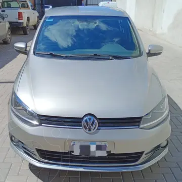 Volkswagen Fox 5P Trendline usado (2015) color Beige precio $13.900.000