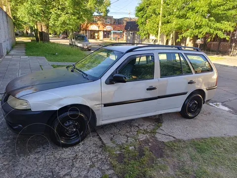 Volkswagen Gol Country 1.6 Mi usado (2004) color Gris Plata  precio $6.000.000