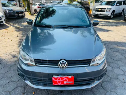 Volkswagen Gol Sedan Trendline usado (2017) color Plata precio $157,000