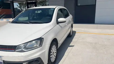 Volkswagen Gol Sedan CL Aire usado (2017) color Blanco Candy precio $168,000