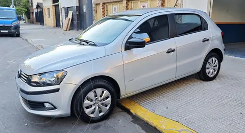 Volkswagen Gol Trend 5P Pack III usado (2014) color Plata precio u$s11.500