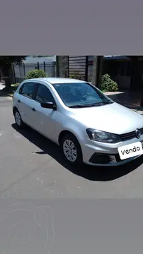 Volkswagen Gol Trend 5P Trendline usado (2017) color Gris precio $11.500.000