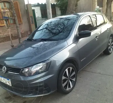 Volkswagen Gol Trend 5P Sportline usado (2016) color Gris Spectrus precio $16.000.000