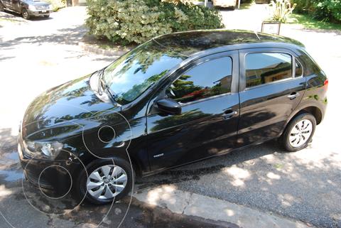foto Volkswagen Gol Trend 5P Pack II usado (2014) color Negro precio $700.000