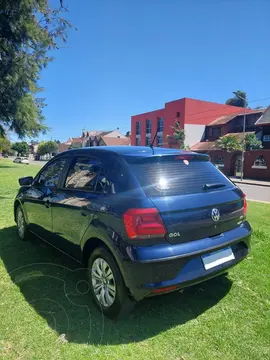 Volkswagen Gol Trend 5P Trendline usado (2017) color Azul precio $15.200.000