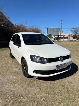 Volkswagen Gol Trend 5P Sportline usado (2016) color Blanco precio $14.000.000