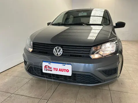 Volkswagen Gol Trend 5P Trendline usado (2022) color Gris precio $19.900.000