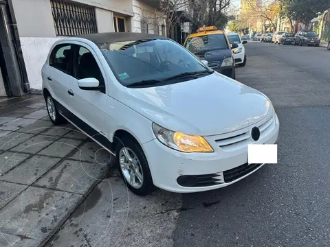 Volkswagen Gol Trend 5P Pack I usado (2011) color Blanco precio $9.800.000
