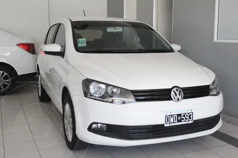 Volkswagen Gol Trend 5P Pack III usado (2015) color Blanco precio $3.750.000