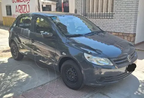Volkswagen Gol Trend 5P Pack I usado (2013) color Gris precio $7.000.000