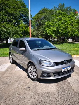 Volkswagen Gol Trend 5P Highline usado (2017) color Gris precio $17.300.000