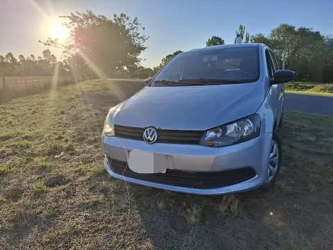 Volkswagen Gol Trend 5P Pack I usado (2015) color Gris precio $11.500.000