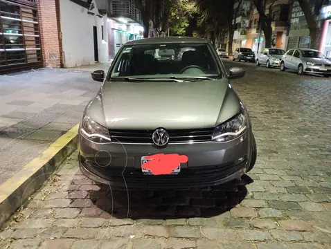 Volkswagen Gol Trend 5P Highline usado (2016) color Gris Cuarzo precio u$s13.000