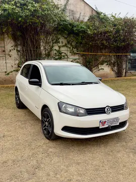 Volkswagen Gol Trend 5P Sportline usado (2016) color Blanco precio $14.000.000