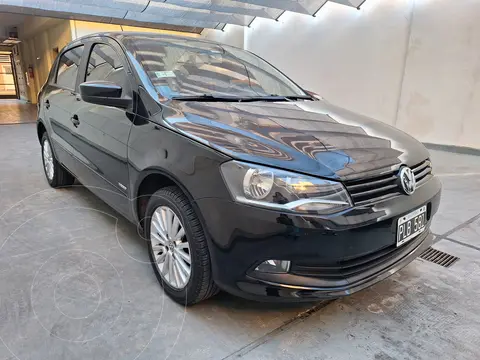 Volkswagen Gol Trend 5P Highline usado (2016) color Negro precio $16.500.000
