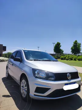 Volkswagen Gol Trend 5P Trendline usado (2020) color Plata precio $17.500.000