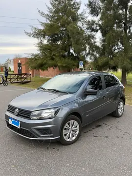 Volkswagen Gol Trend 5P Trendline usado (2020) color Gris Platino precio $16.900.000