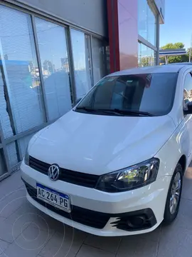 Volkswagen Gol Trend 5P Comfortline usado (2018) color Blanco precio $15.000.000