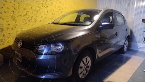 Volkswagen Gol Trend 5P Pack II usado (2013) color Gris Urano precio $13.000.000