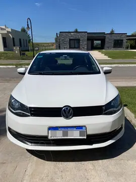 Volkswagen Gol Trend 5P Highline I-Motion usado (2016) color Blanco Cristal precio u$s12.000